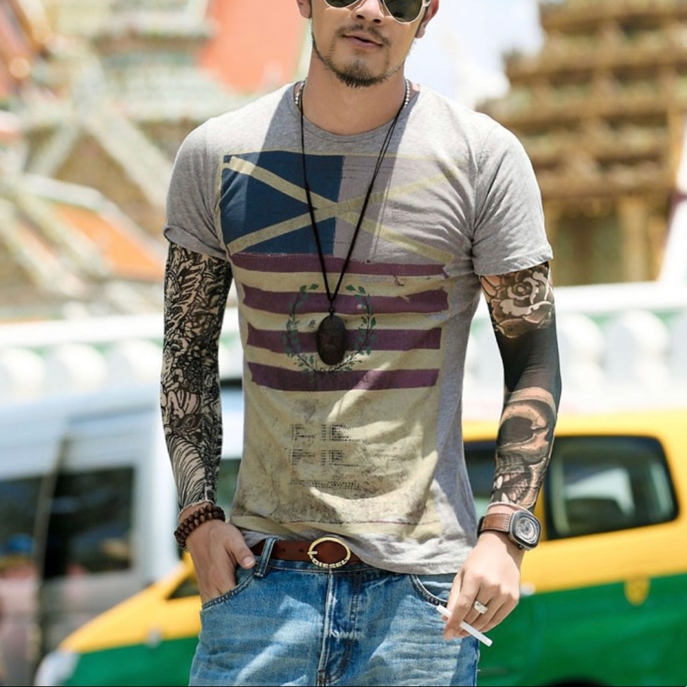 Men Short Sleeve Round Neck T-Shirt - Picture 2 of 4